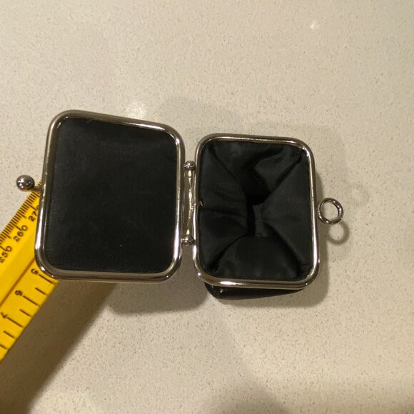 DANIER LEATHER BLACK COIN POUCH COLLAPSIBLE PREOWNED - Picture 7 of 13